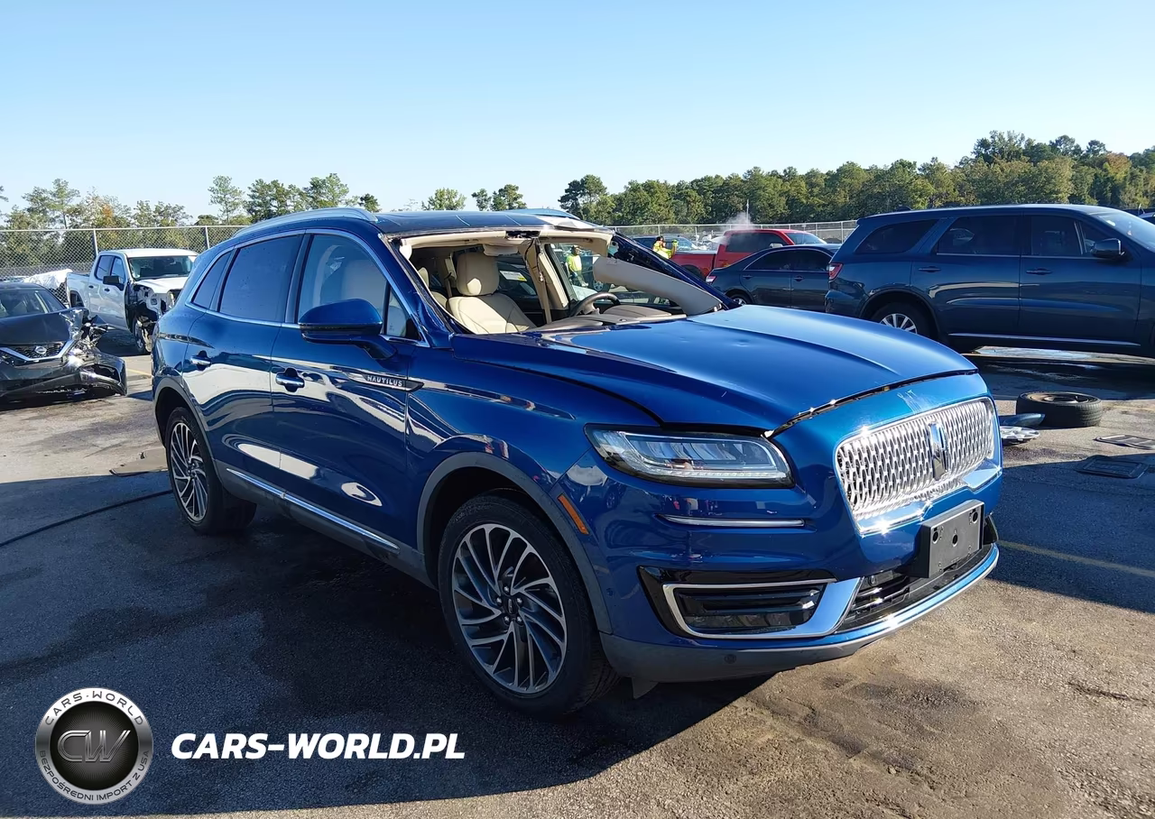 2020 Lincoln Nautilus Reserve