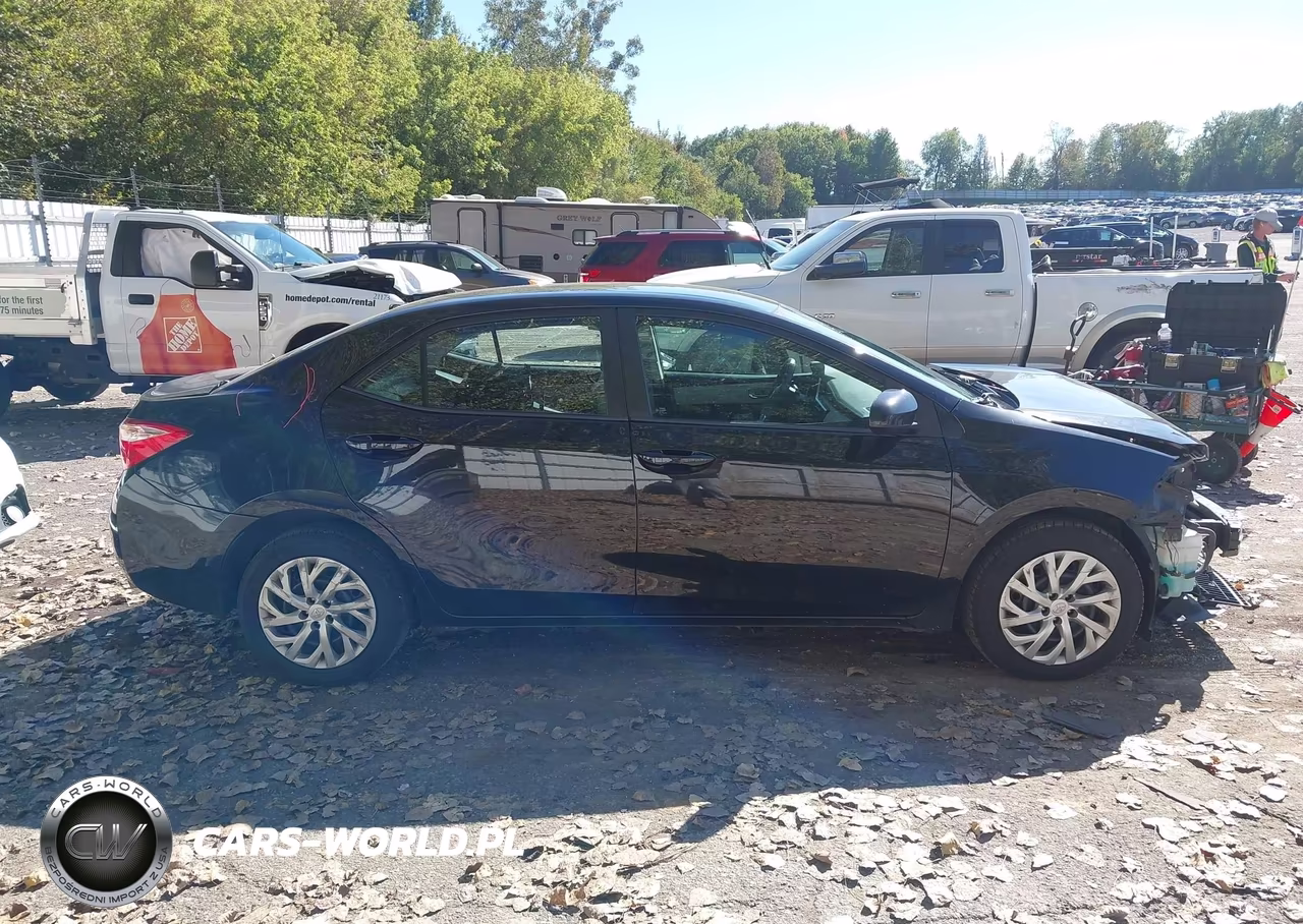 2017 Toyota Corolla Le VIN:2T1BURHE6HC834745 - 13