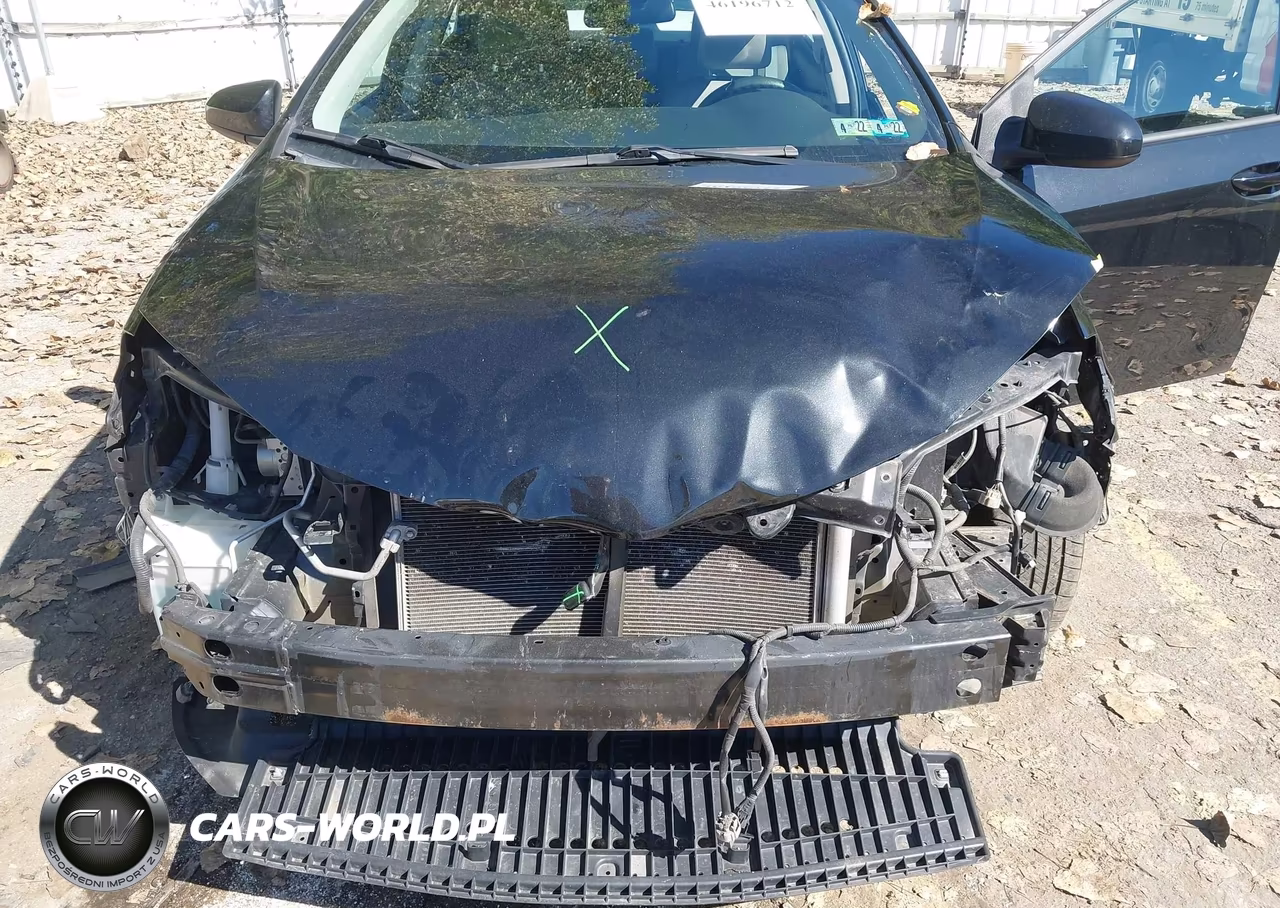 2017 Toyota Corolla Le VIN:2T1BURHE6HC834745 - 6
