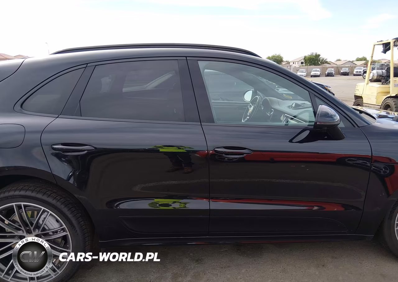 2021 Porsche Macan Turbo VIN:WP1AF2A59MLB60423 - 14