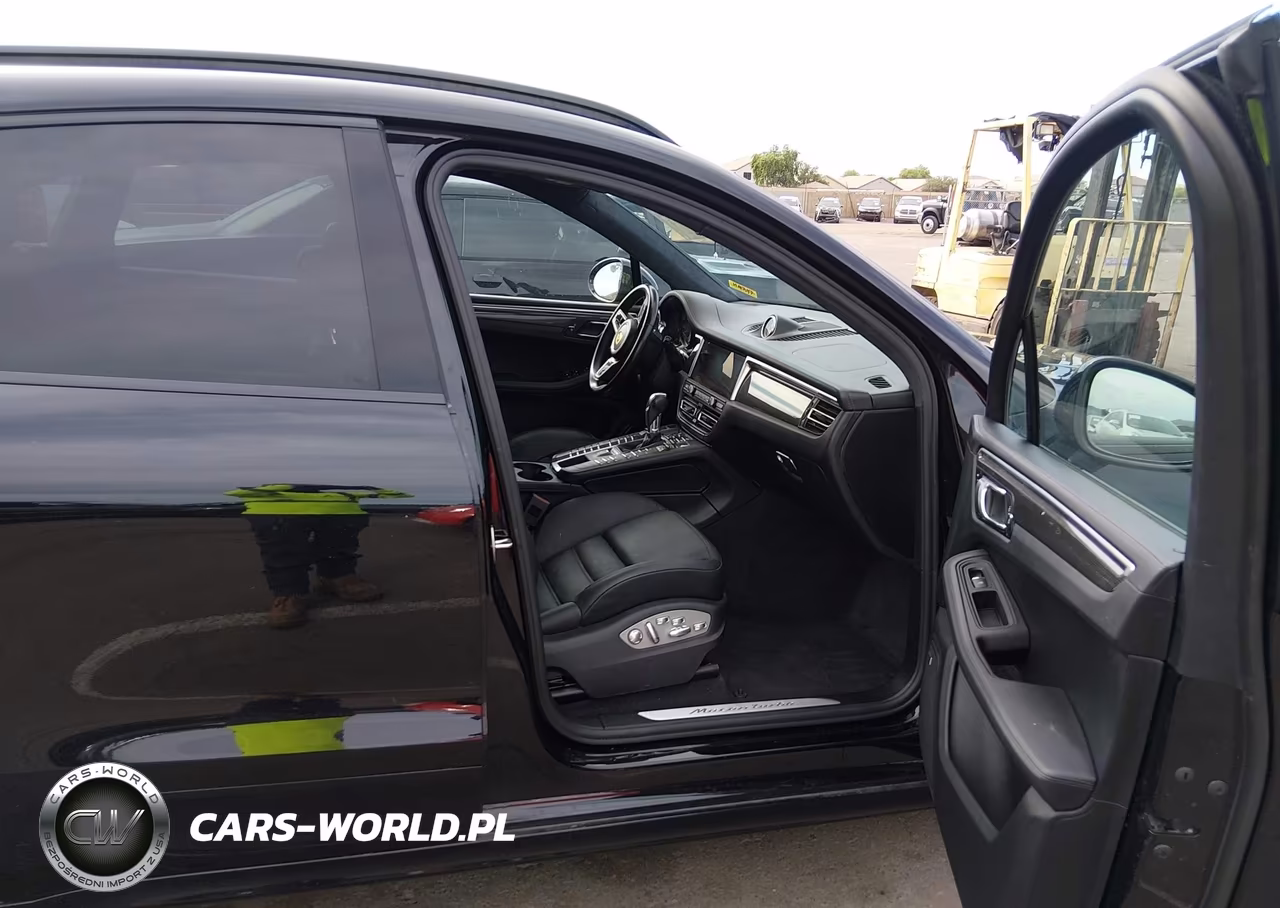 2021 Porsche Macan Turbo VIN:WP1AF2A59MLB60423 - 5