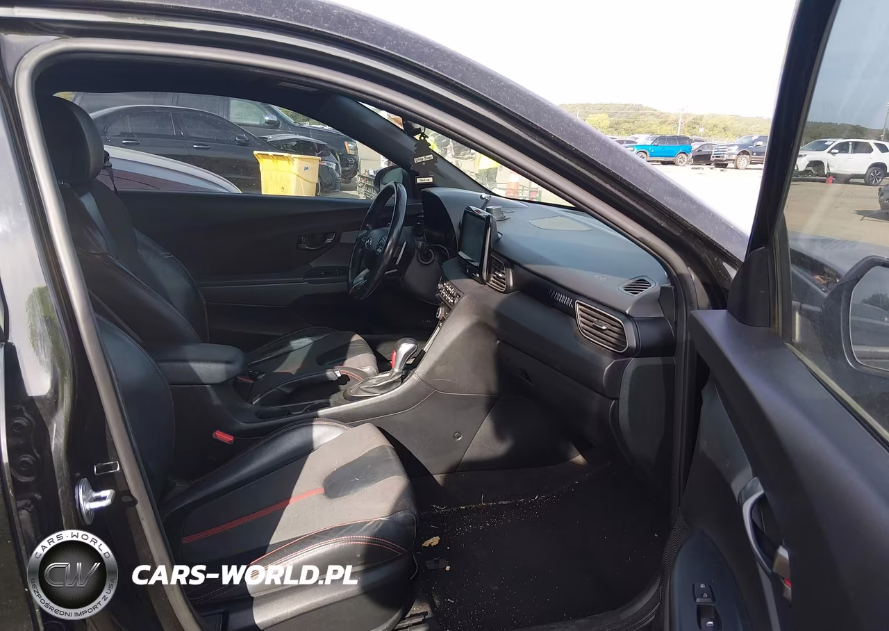 2019 Hyundai Veloster Turbo VIN:KMHTH6AB0KU009409 - 5