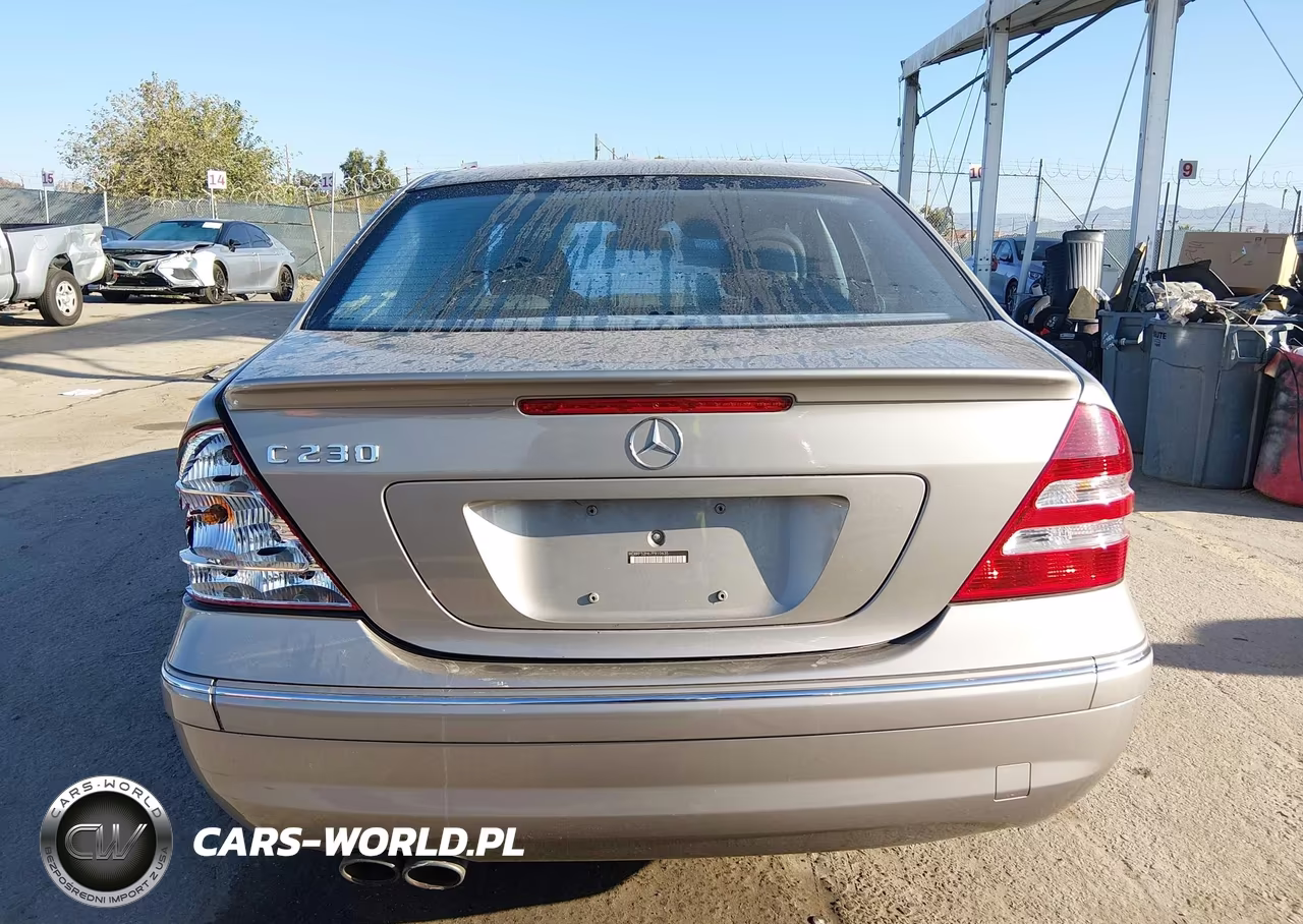 2007 Mercedes-Benz C 230 Sport VIN:WDBRF52H67F910635 - 16