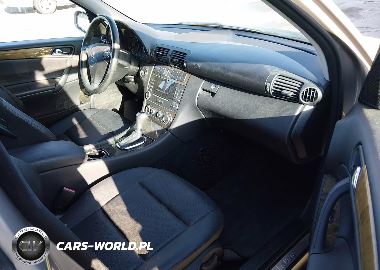 2007 Mercedes-Benz C 230 Sport VIN:WDBRF52H67F910635 - 5