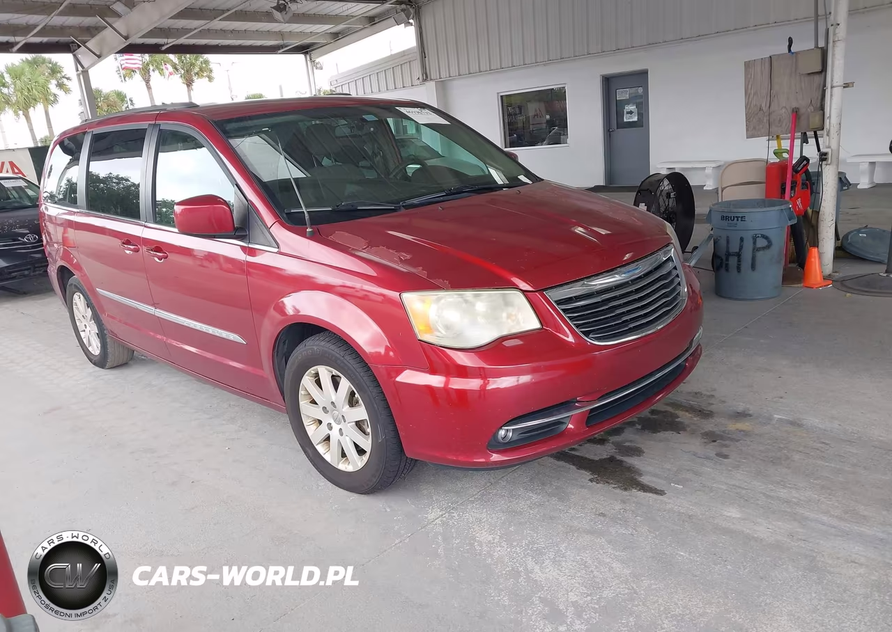 2015 Chrysler Town & Country Touring