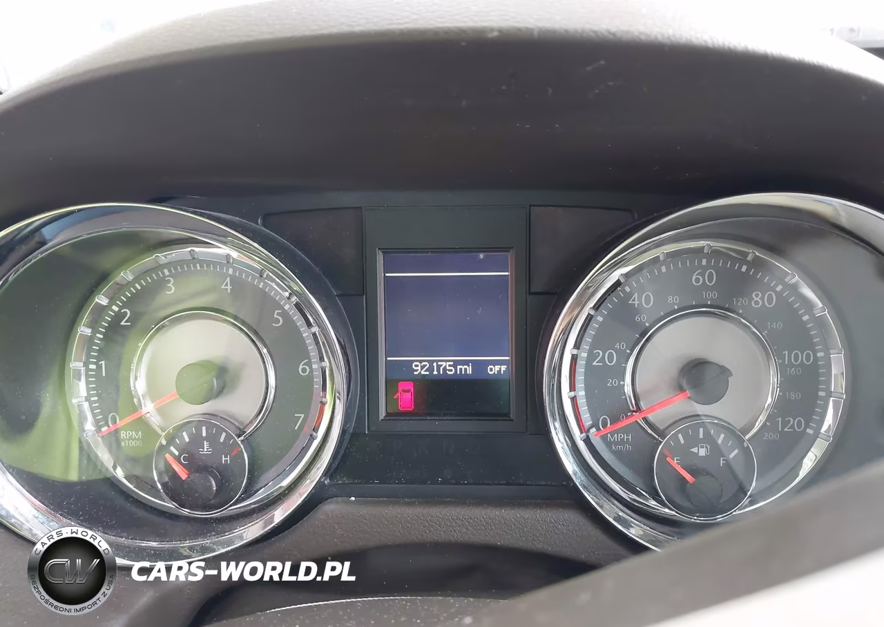 2015 Chrysler Town & Country Touring VIN:2C4RC1BG0FR619890 - 7