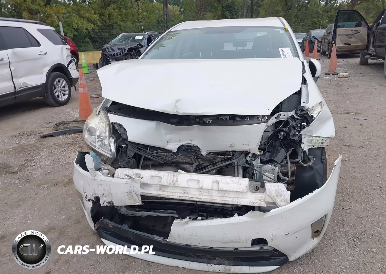 2015 Toyota Prius Two VIN:JTDKN3DU6F1924695 - 12