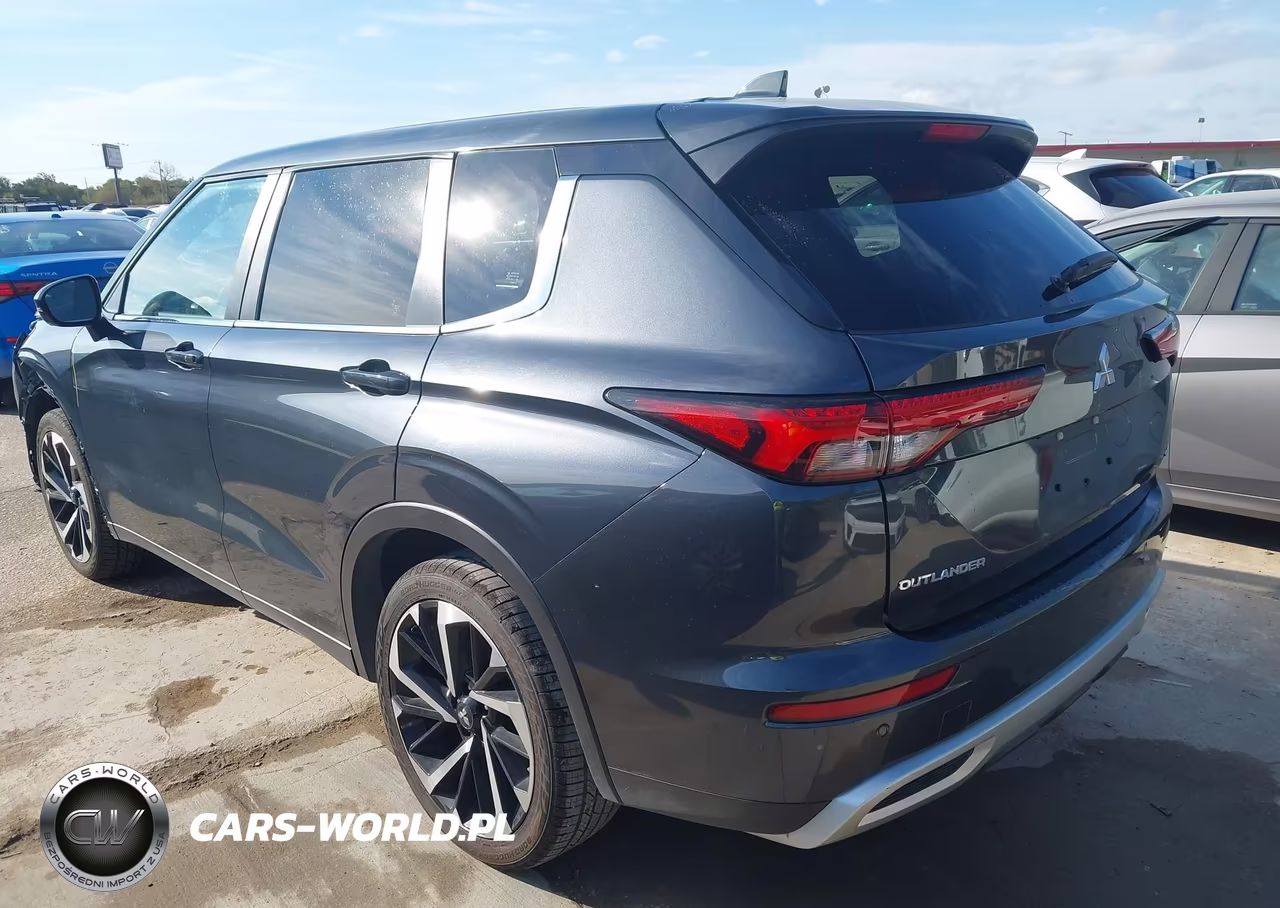 2024 Mitsubishi Outlander VIN:JA4J3VA84RZ069970 - 3