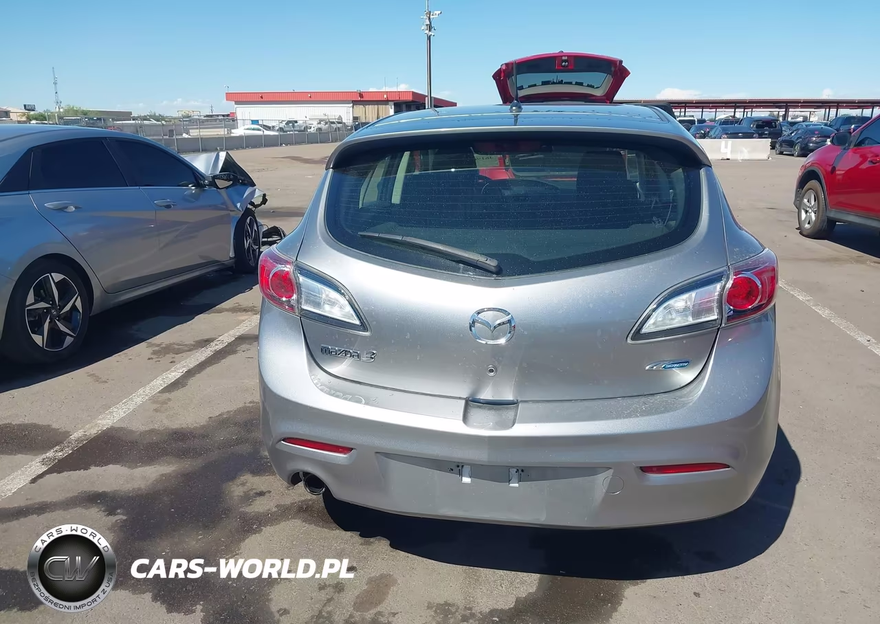 2012 Mazda Mazda3 I Touring VIN:JM1BL1L8XC1544978 - 17
