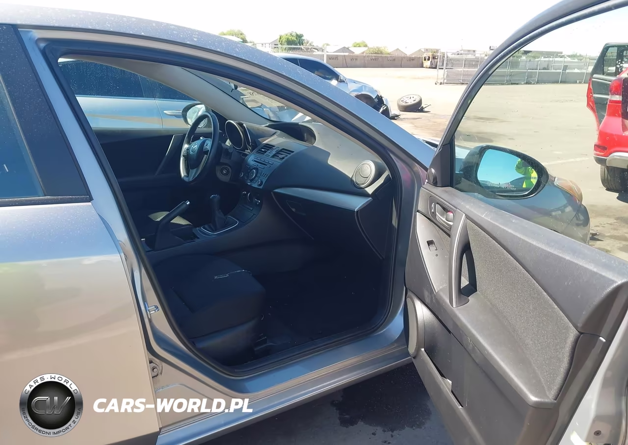 2012 Mazda Mazda3 I Touring VIN:JM1BL1L8XC1544978 - 5