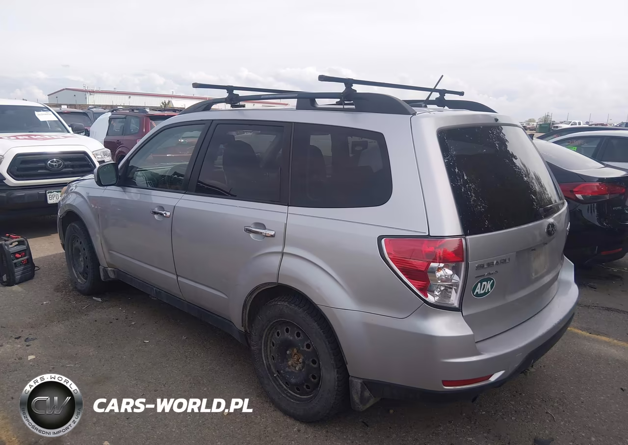 2011 Subaru Forester 2.5X Premium VIN:JF2SHADC4BH730706 - 3