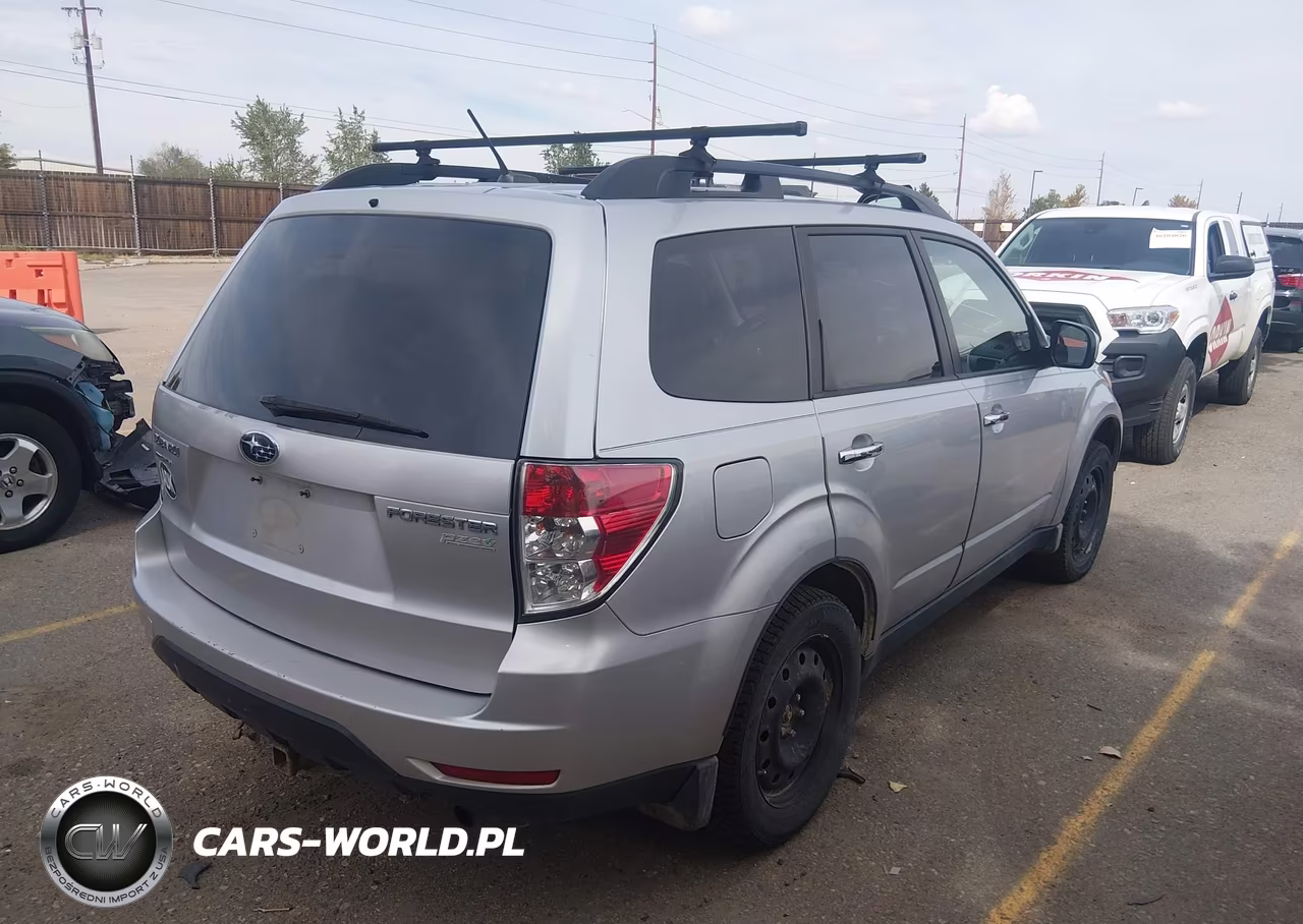 2011 Subaru Forester 2.5X Premium VIN:JF2SHADC4BH730706 - 4