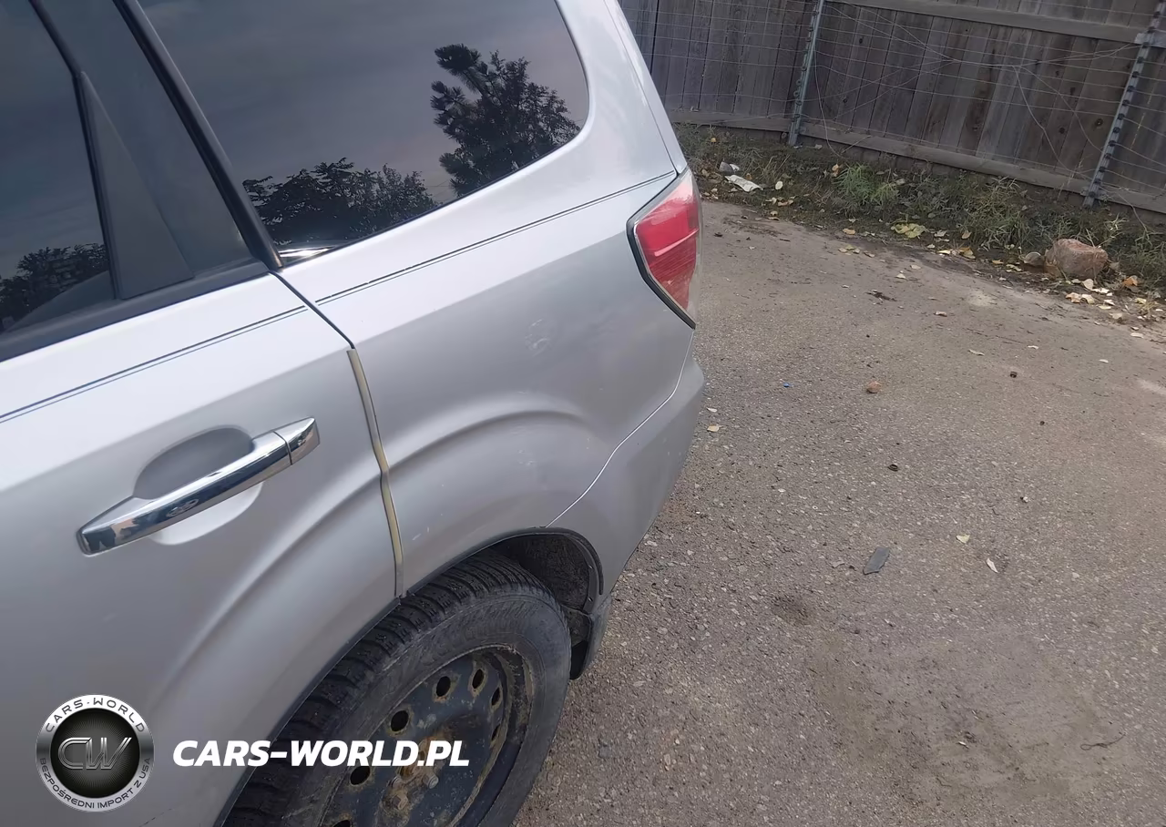 2011 Subaru Forester 2.5X Premium VIN:JF2SHADC4BH730706 - 6
