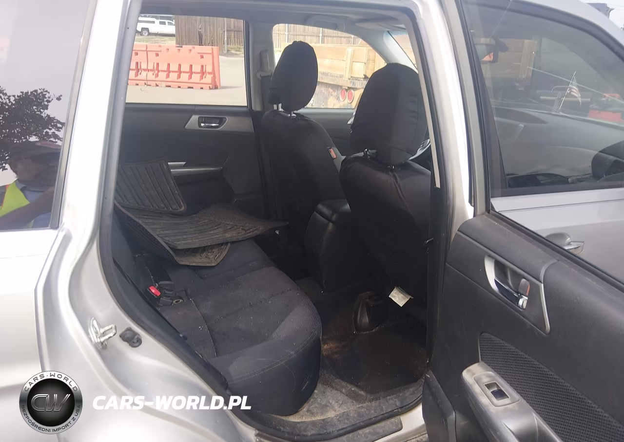 2011 Subaru Forester 2.5X Premium VIN:JF2SHADC4BH730706 - 8