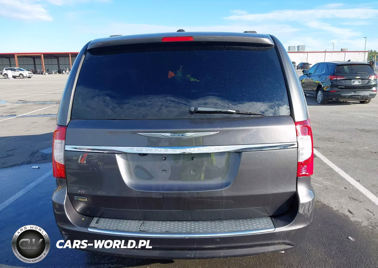 2016 Chrysler Town & Country Touring VIN:2C4RC1BG1GR259966 - 16