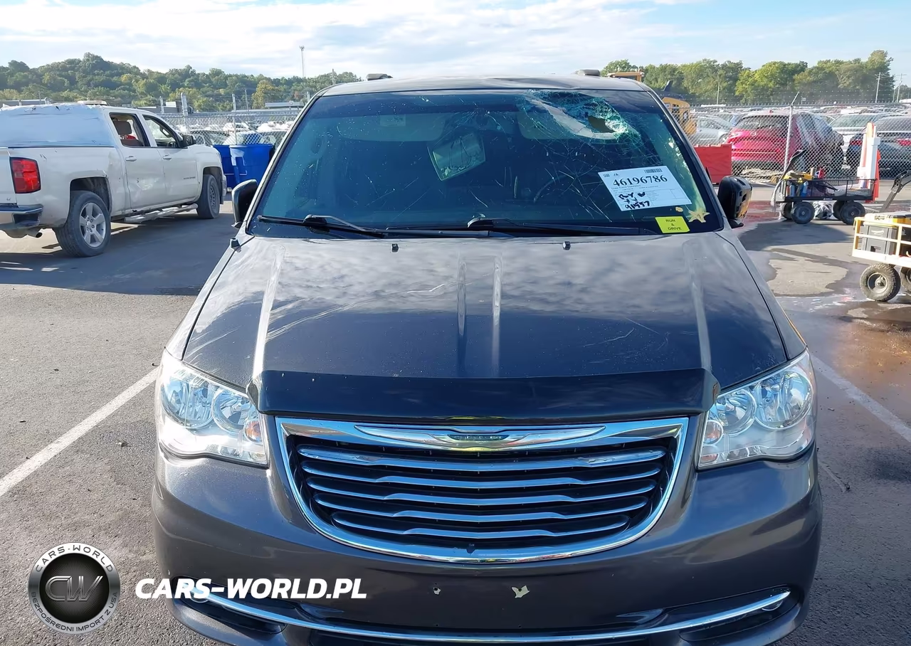2016 Chrysler Town & Country Touring VIN:2C4RC1BG1GR259966 - 6