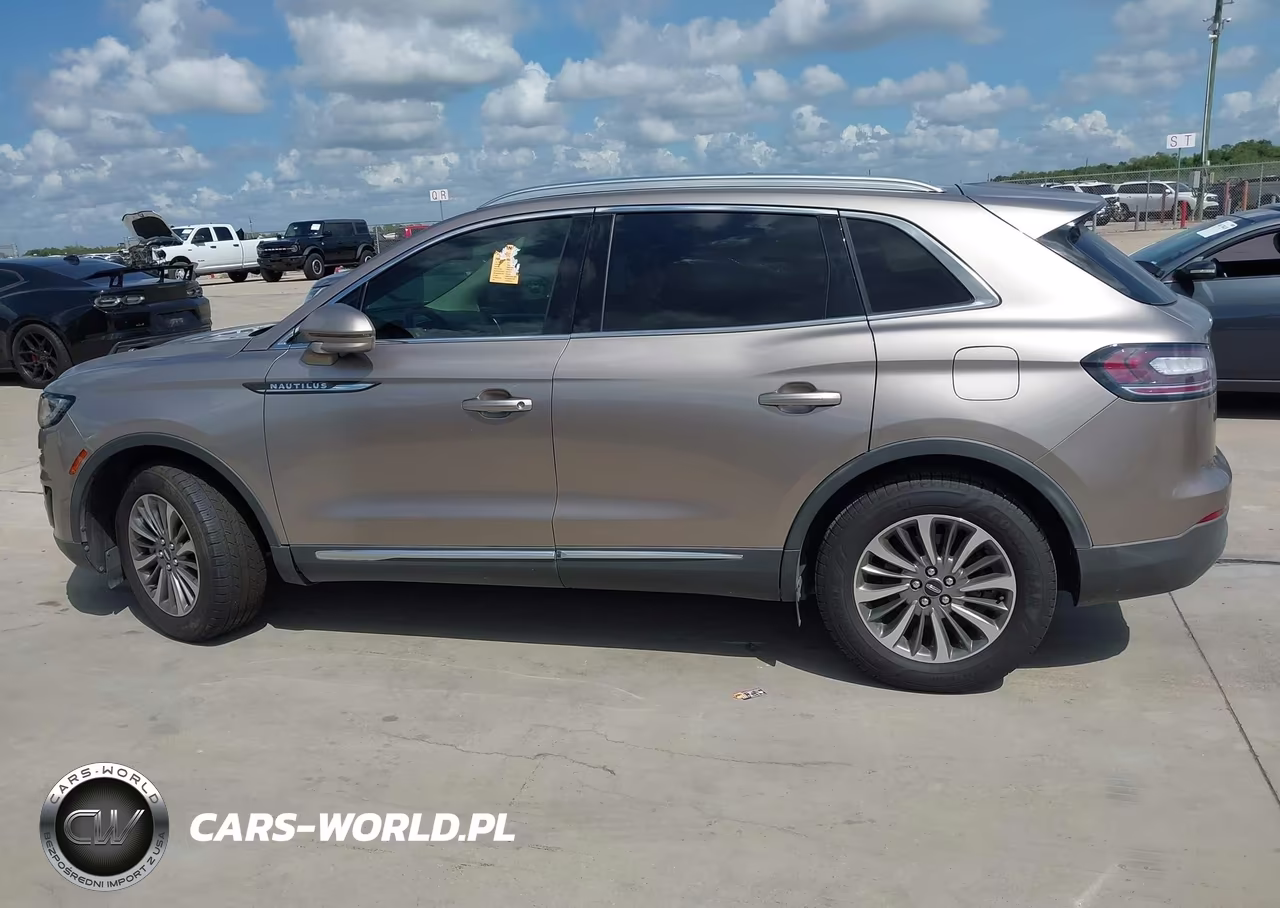 2020 Lincoln Nautilus Standard VIN:2LMPJ6J95LBL34474 - 13
