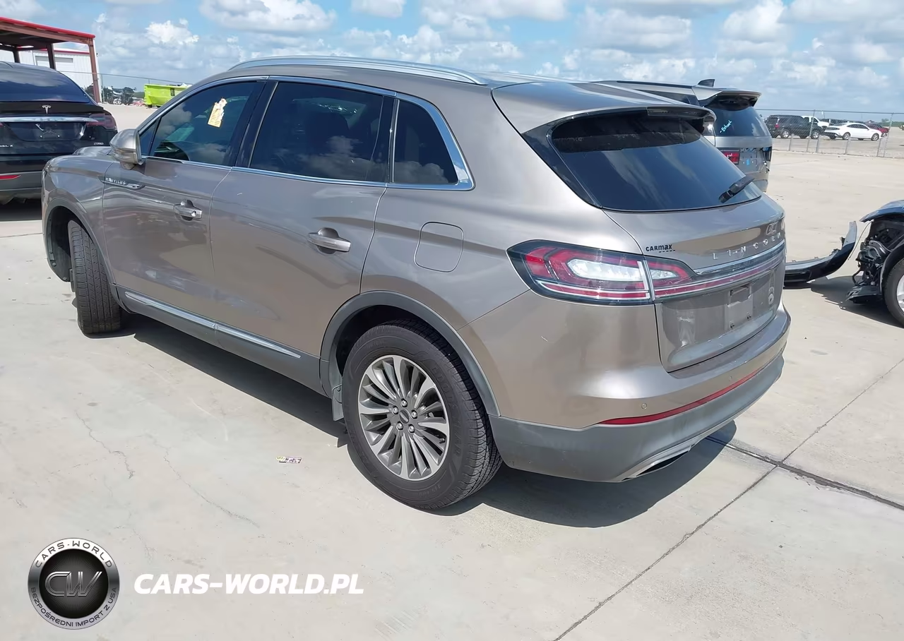 2020 Lincoln Nautilus Standard VIN:2LMPJ6J95LBL34474 - 3