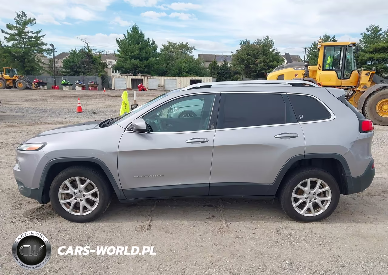 2018 Jeep Cherokee Latitude Fwd VIN:1C4PJLCB8JD509810 - 14