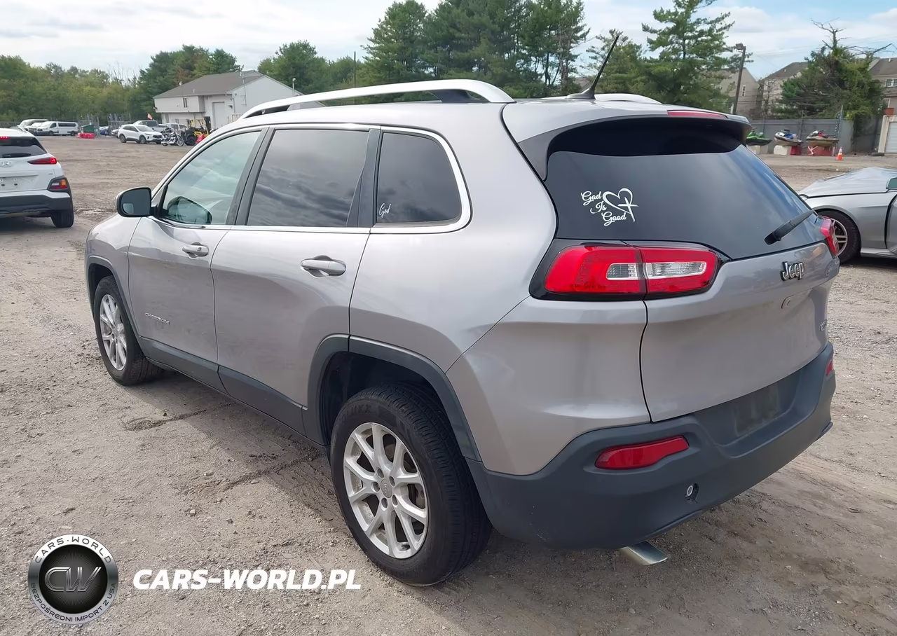 2018 Jeep Cherokee Latitude Fwd VIN:1C4PJLCB8JD509810 - 3