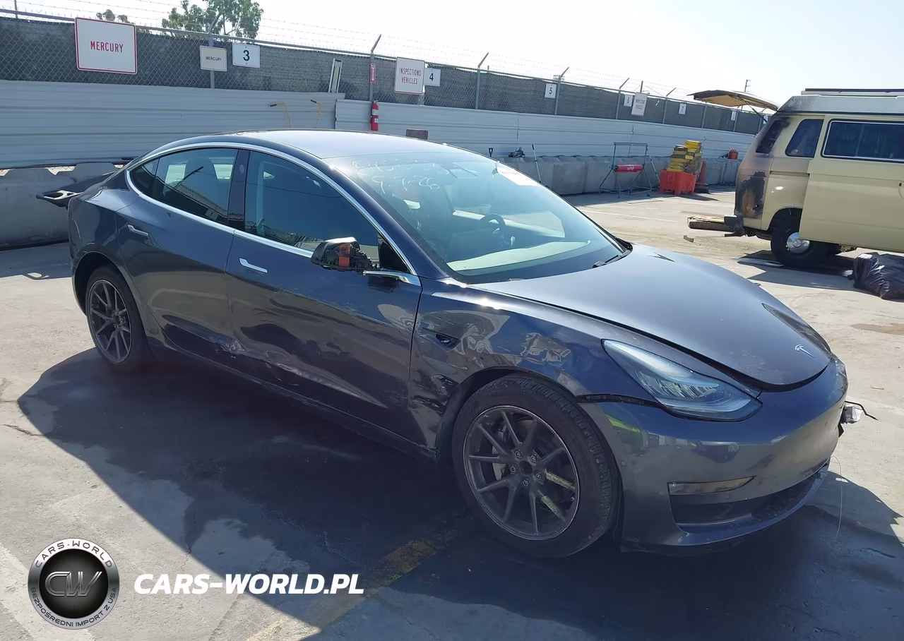 2018 Tesla Modelo 3 Long Range-Mid Range – zdjęcie 1 z 18