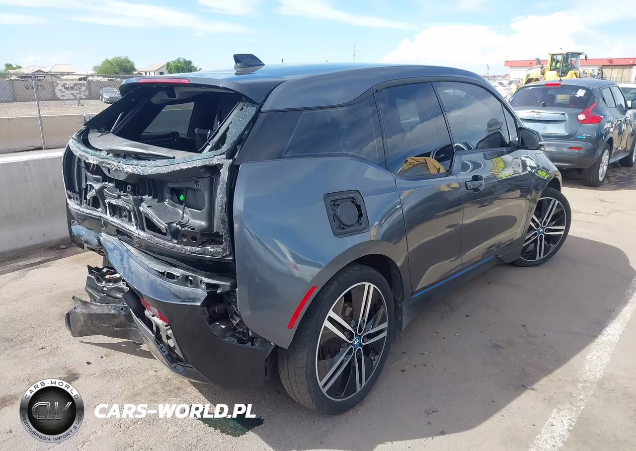 2016 BMW I3 Base W-Range Extender VIN:WBY1Z4C5XGV507668 - 4