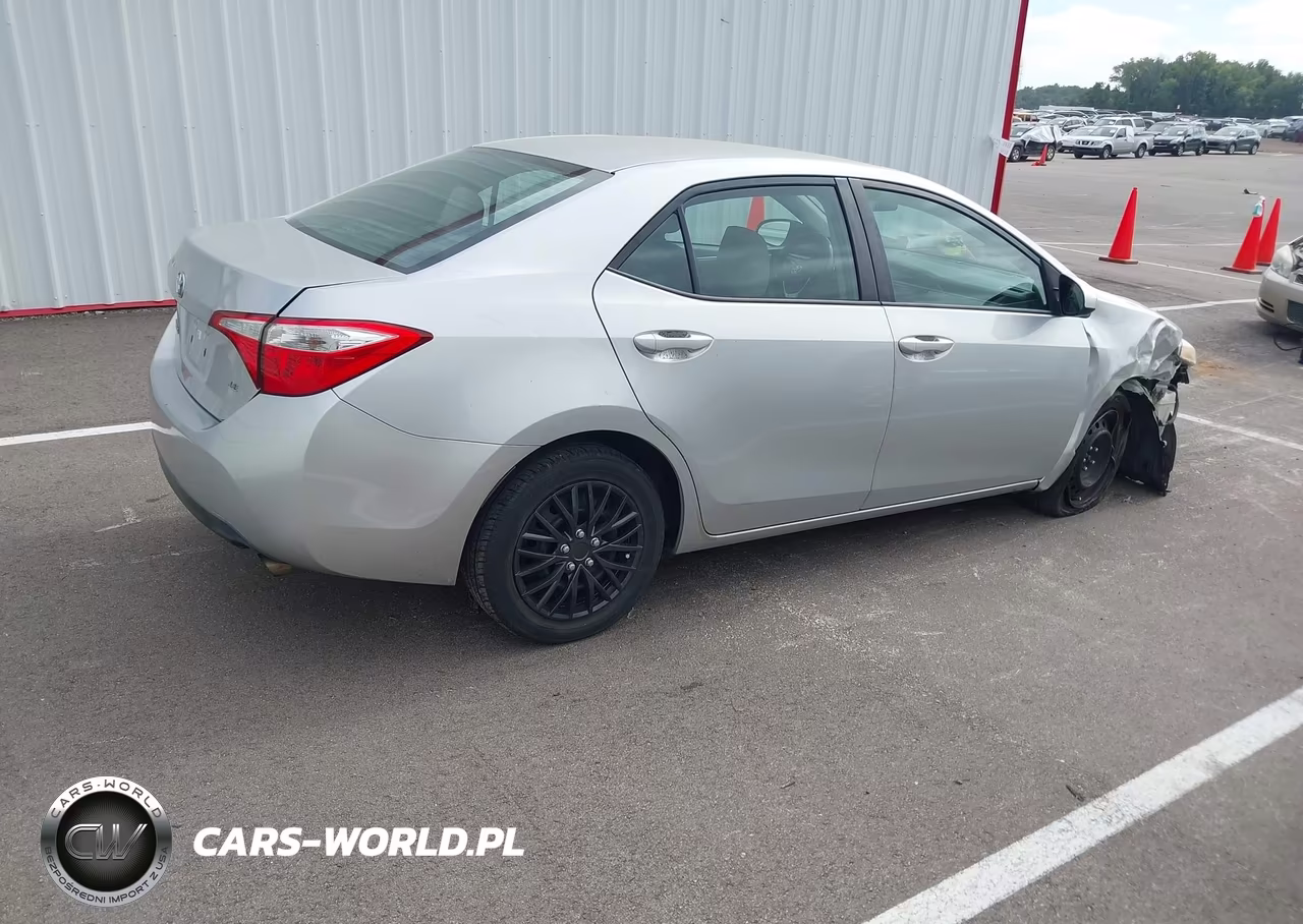 2014 Toyota Corolla Le VIN:5YFBURHE7EP124748 - 4