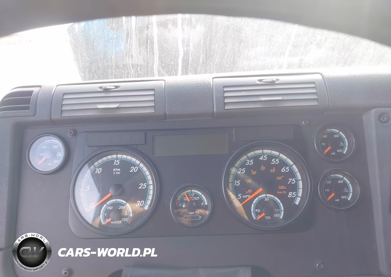2017 Freightliner Cascadia 125 VIN:3AKJGLDR3HSHU0954 - 5