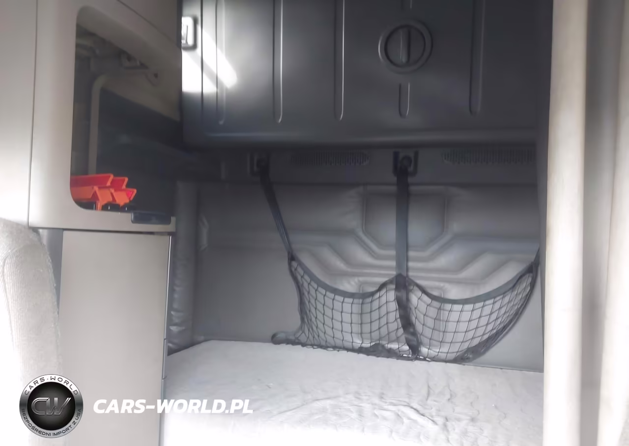 2017 Freightliner Cascadia 125 VIN:3AKJGLDR3HSHU0954 - 7