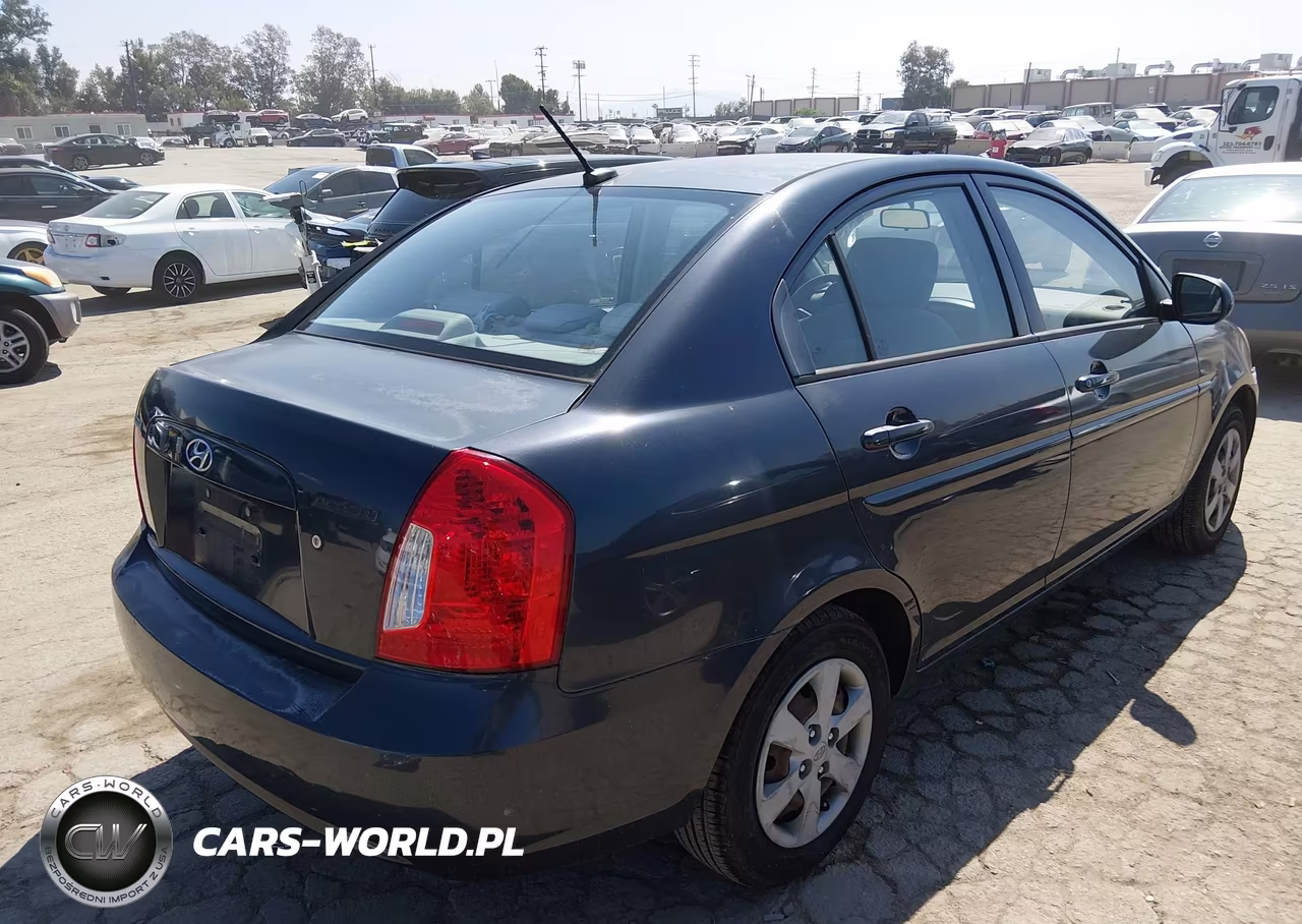 2011 Hyundai Accent Gls VIN:KMHCN4AC1BU538423 - 4
