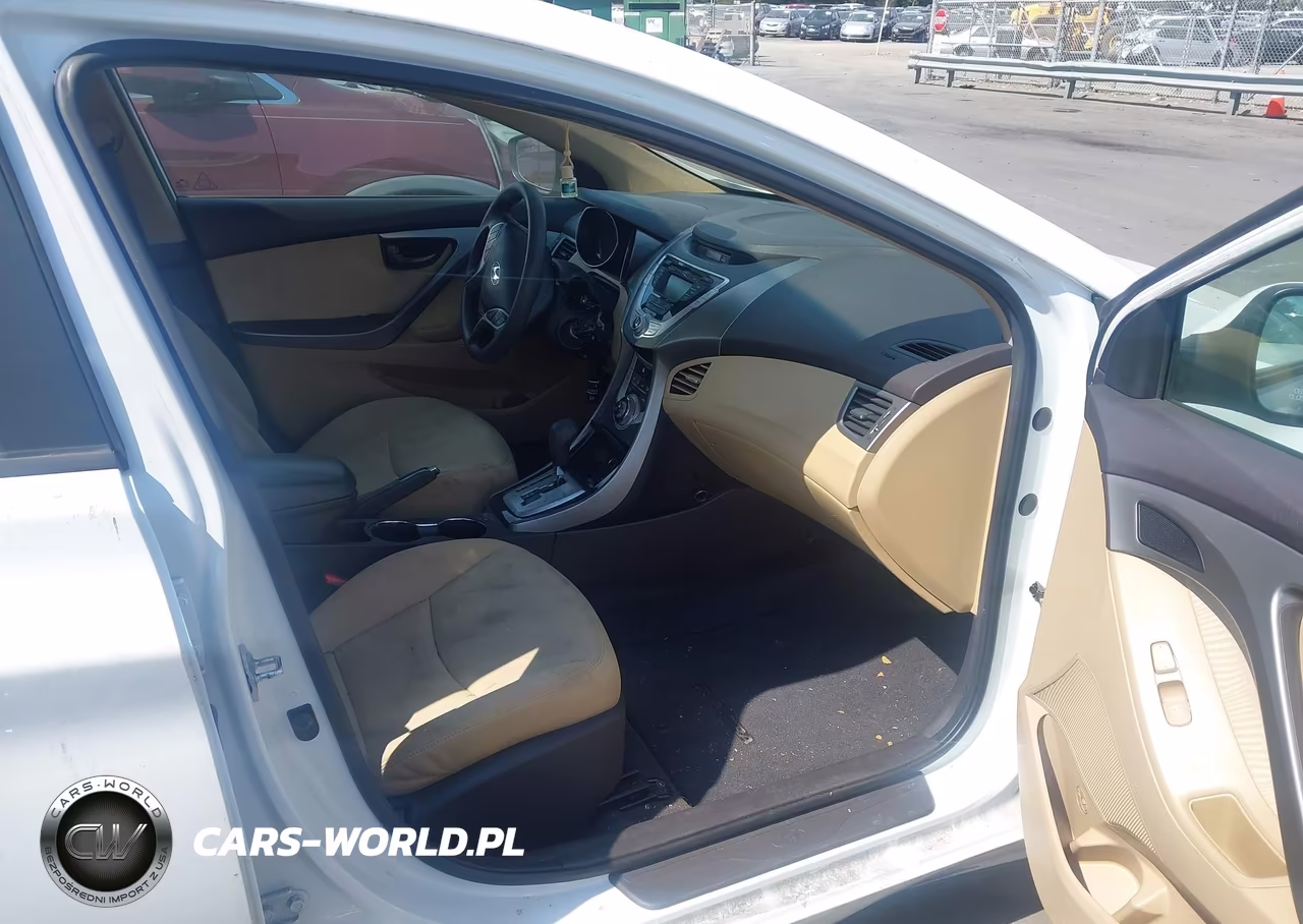 2012 Hyundai Elantra Gls VIN:5NPDH4AE6CH146812 - 5