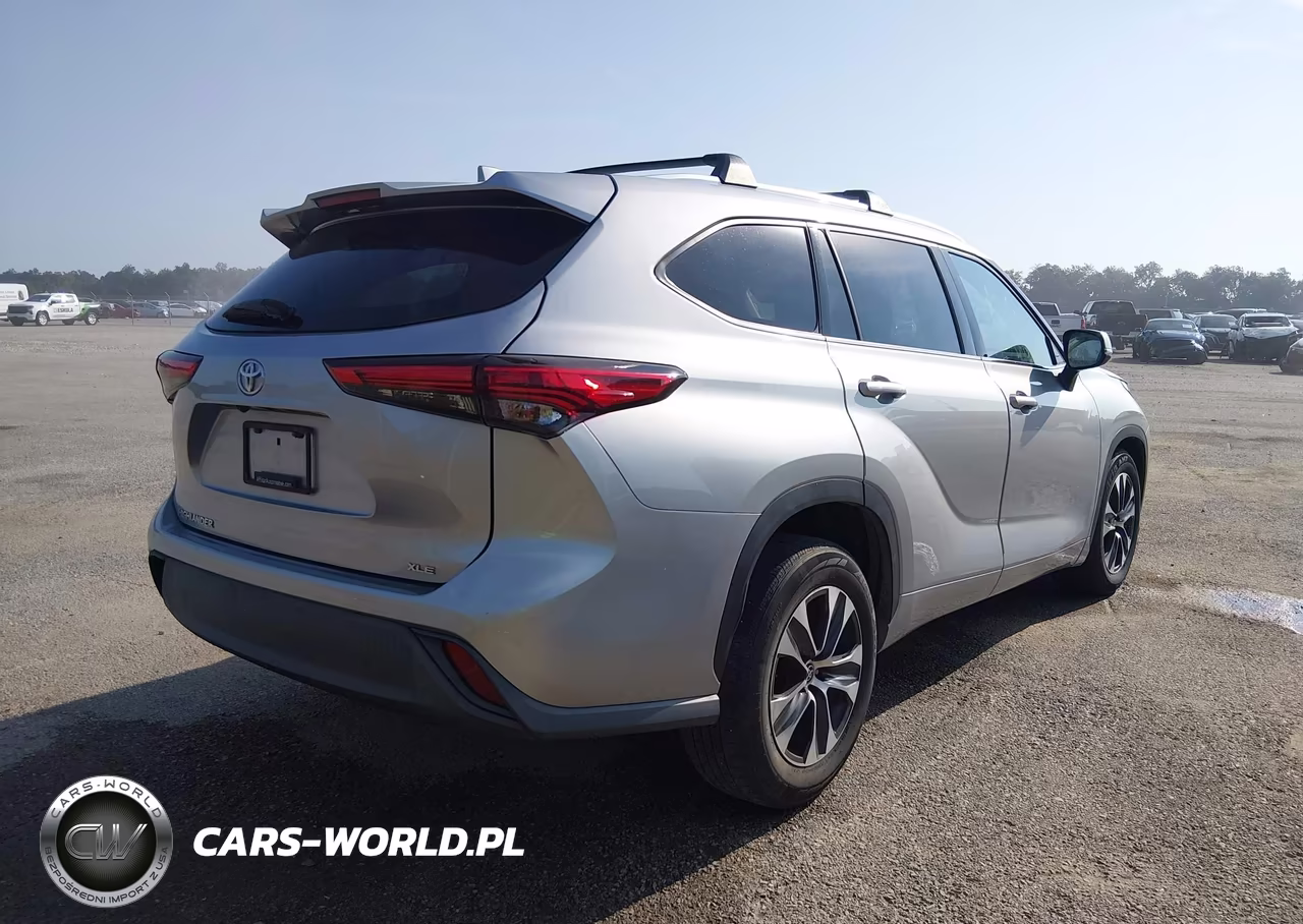 2020 Toyota Highlander Xle VIN:5TDHZRAH4LS507129 - 4