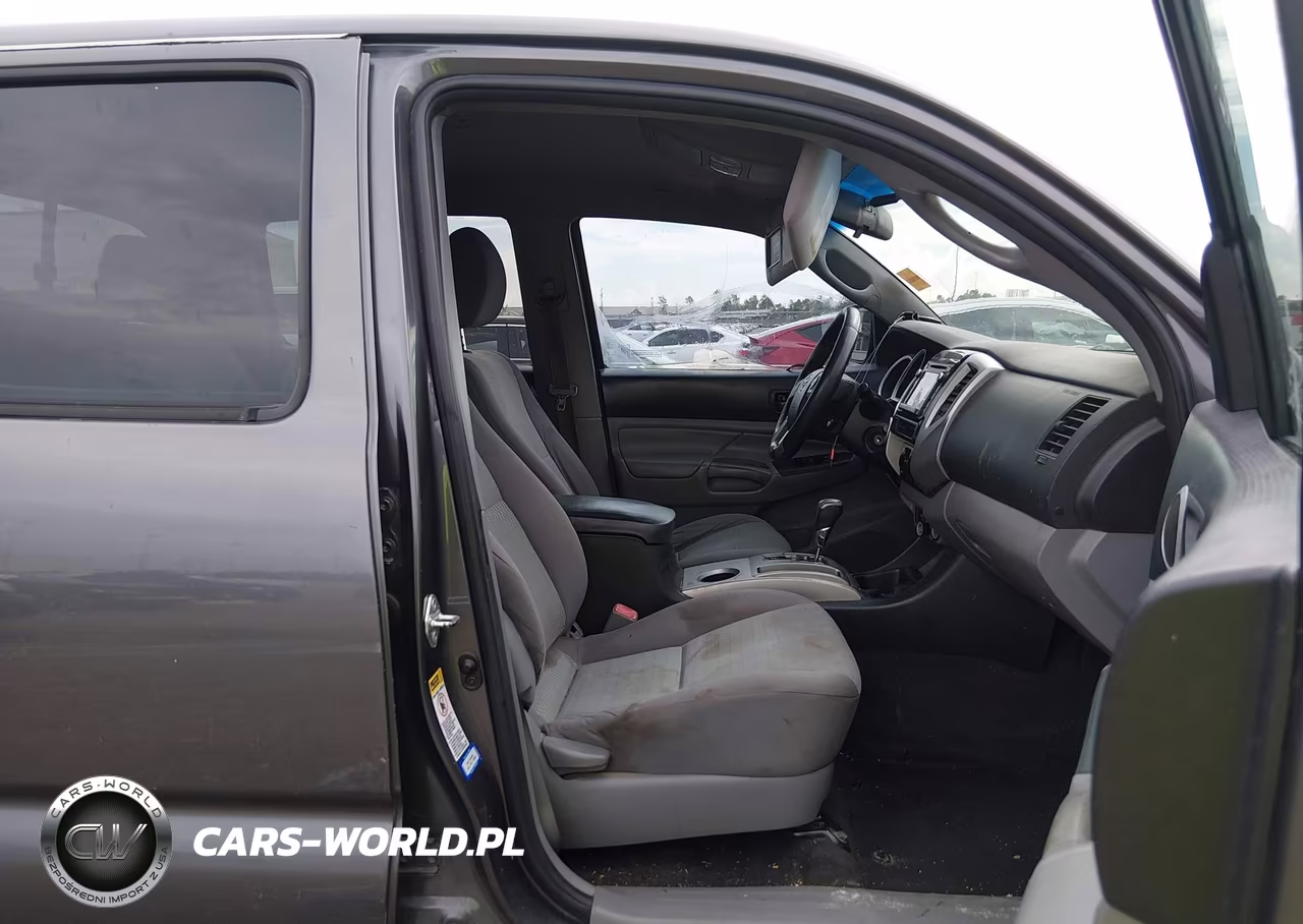 2015 Toyota Tacoma Base V6 VIN:5TFMU4FN3FX035616 - 5