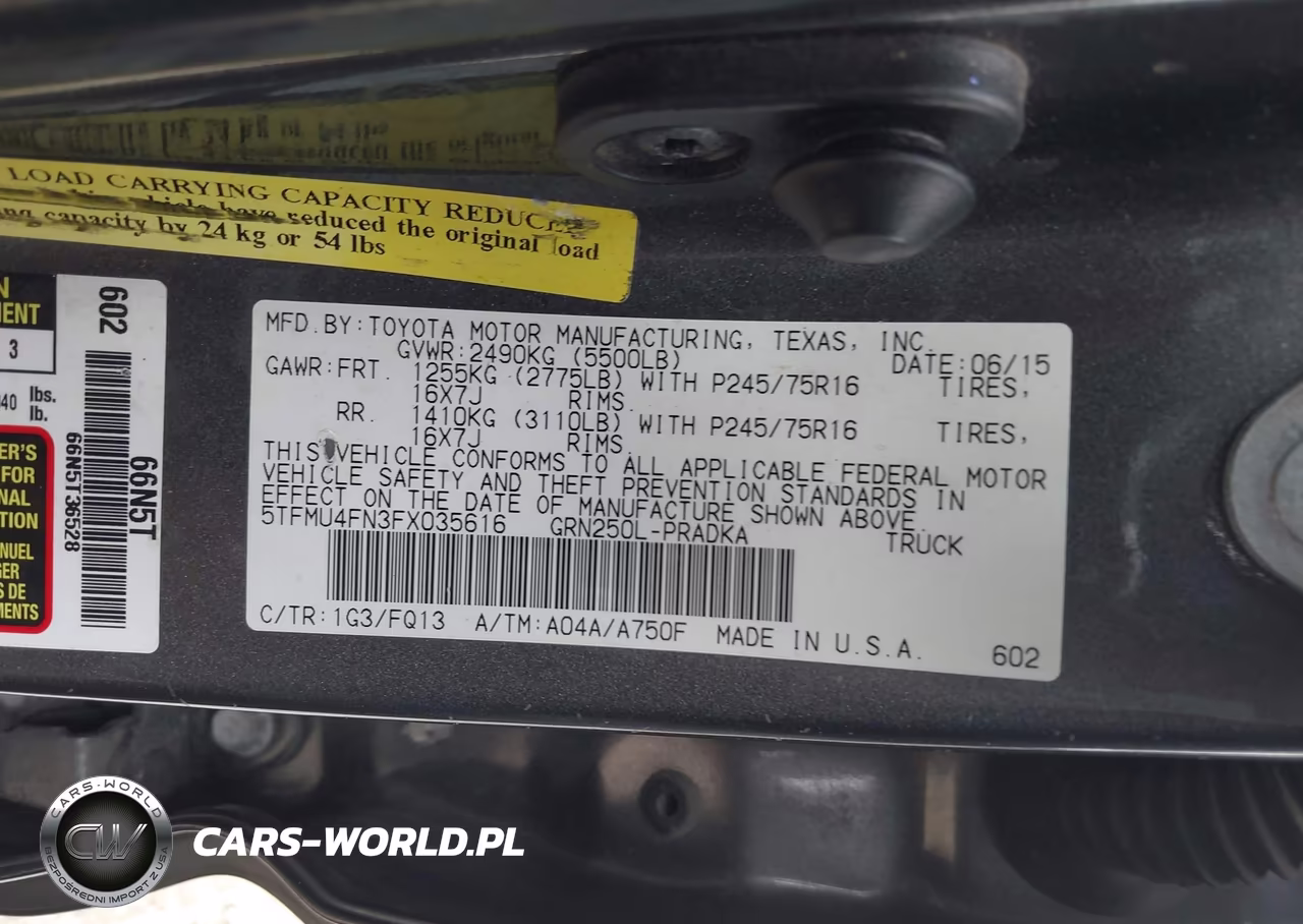 2015 Toyota Tacoma Base V6 VIN:5TFMU4FN3FX035616 - 9