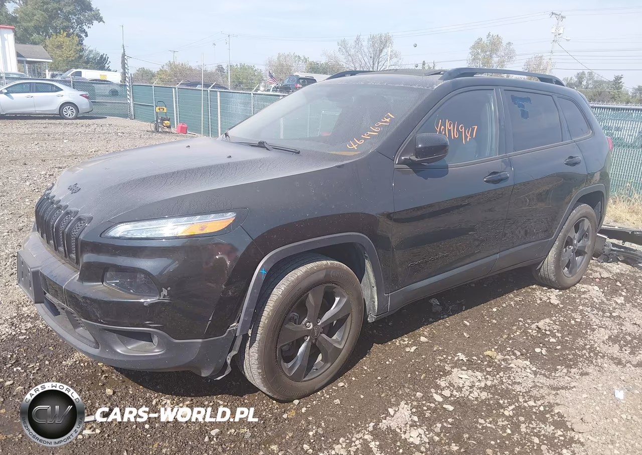2015 Jeep Cherokee Latitude Altitude VIN:1C4PJMCB8FW745861 - 2