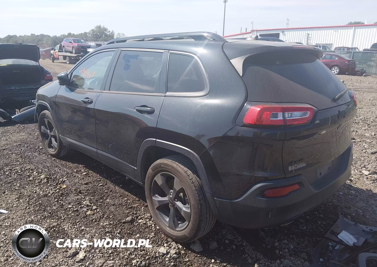 2015 Jeep Cherokee Latitude Altitude VIN:1C4PJMCB8FW745861 - 3