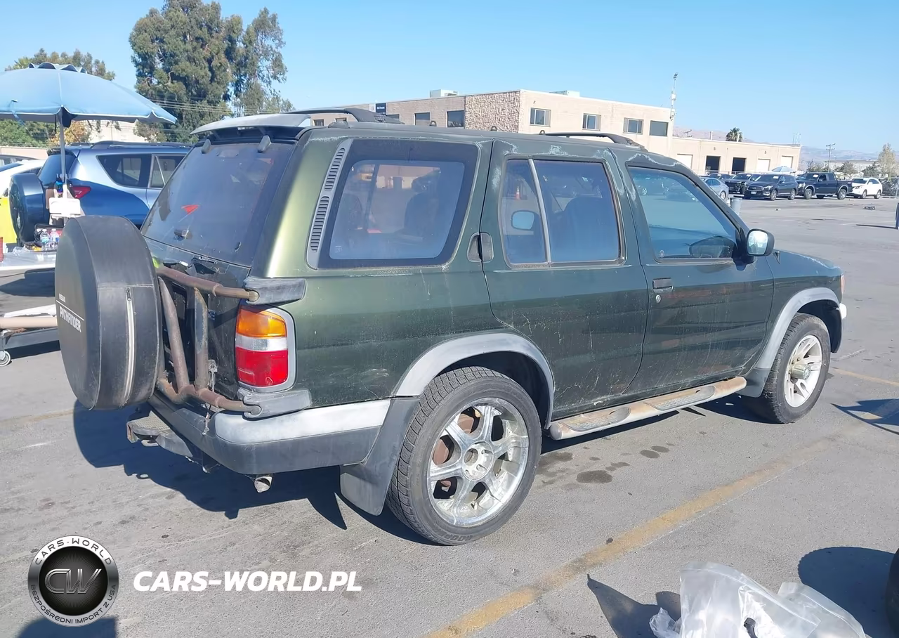 1996 Nissan Pathfinder Le-Se-Xe VIN:JN8AR05Y8TW003811 - 4