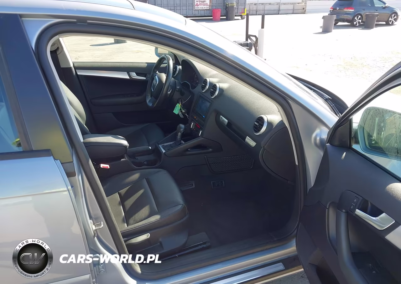 2010 Audi A3 2.0T Premium VIN:WAUMFAFM9AA022717 - 5