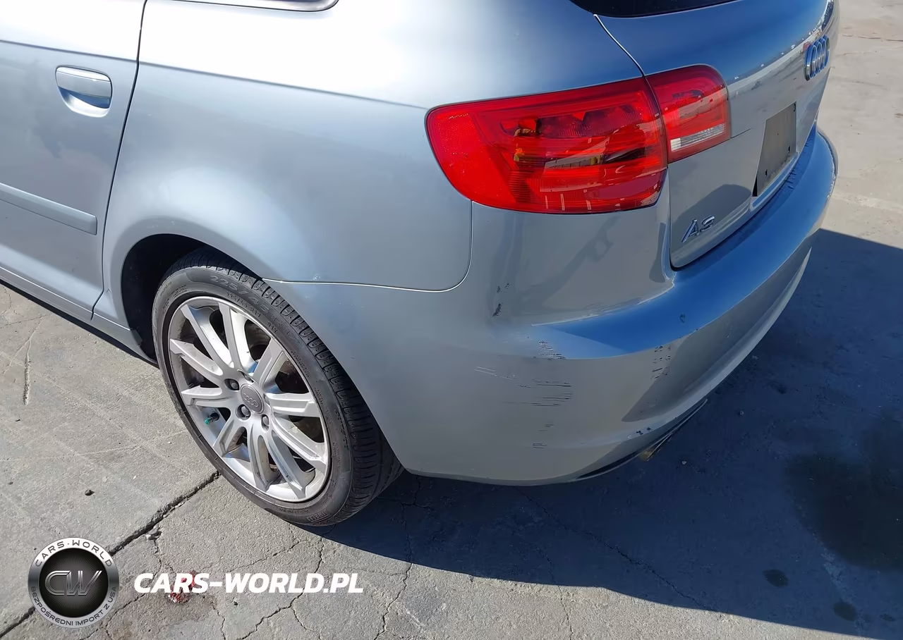 2010 Audi A3 2.0T Premium VIN:WAUMFAFM9AA022717 - 6