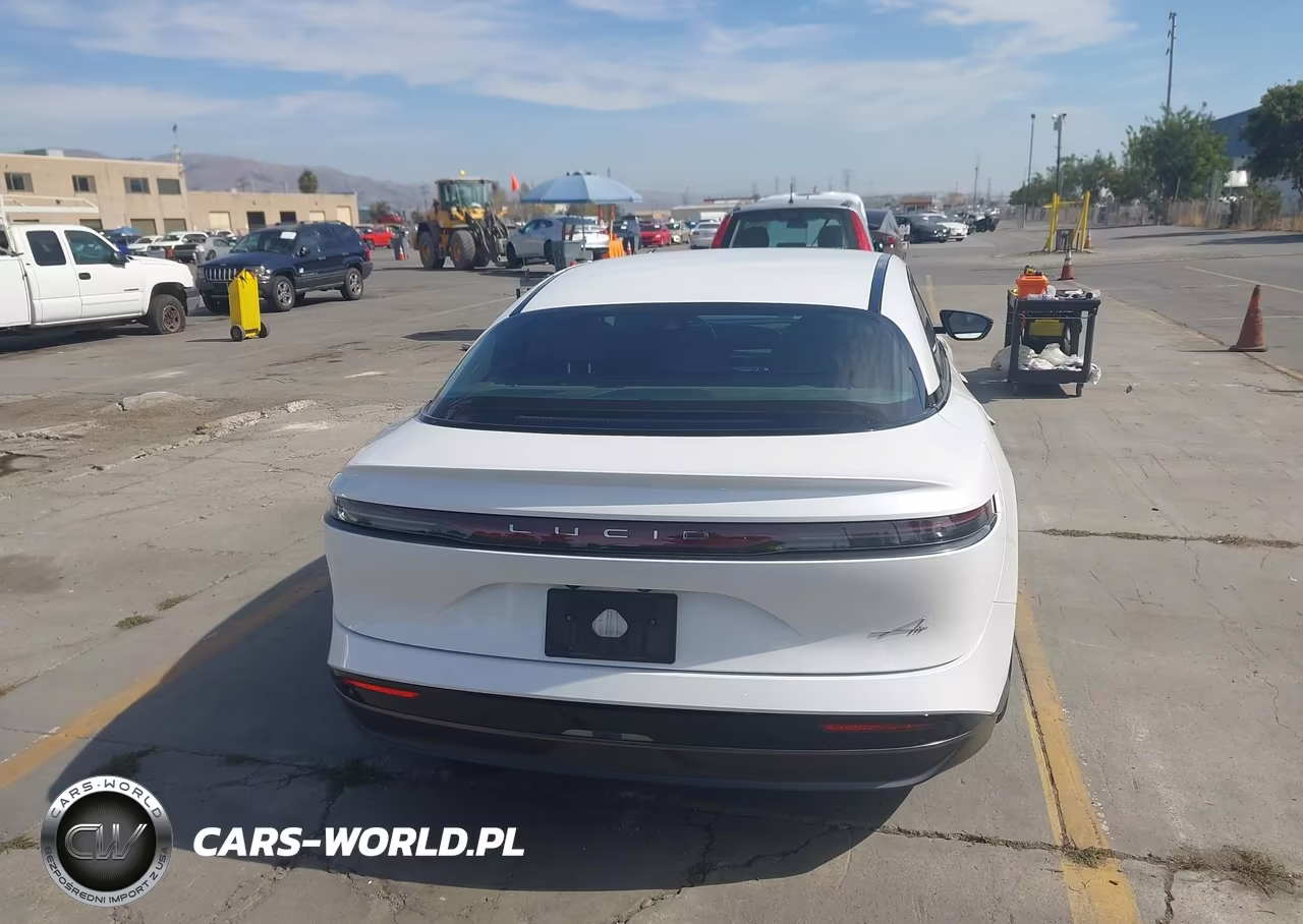 2024 Lucid Air Pure VIN:50EA1PGA1RA005123 - 17