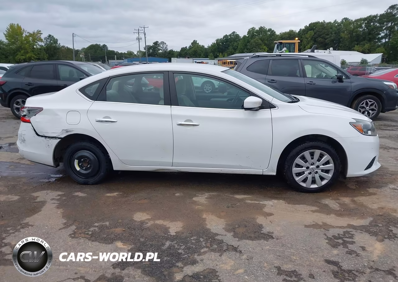 2017 Nissan Sentra S VIN:3N1AB7AP2HY252288 - 14