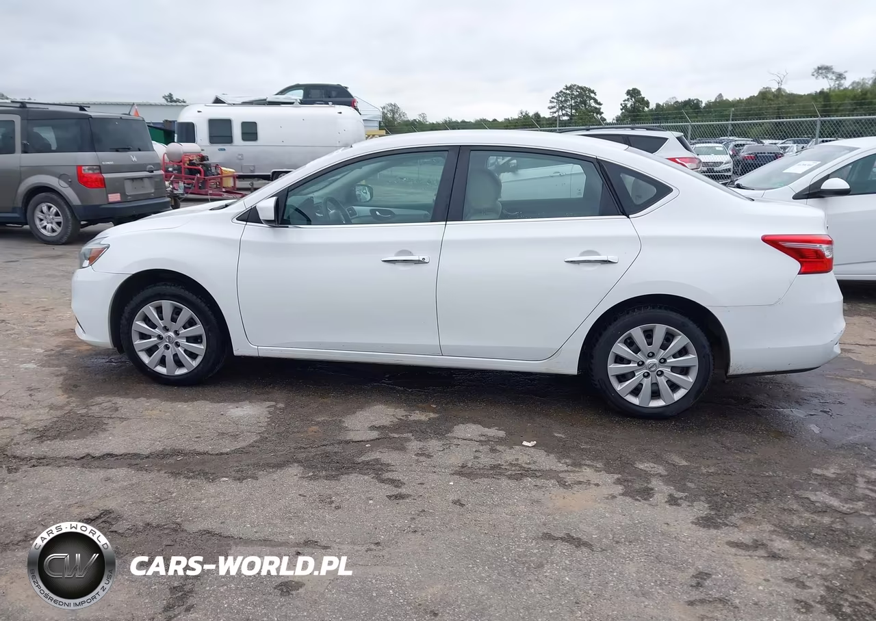 2017 Nissan Sentra S VIN:3N1AB7AP2HY252288 - 15