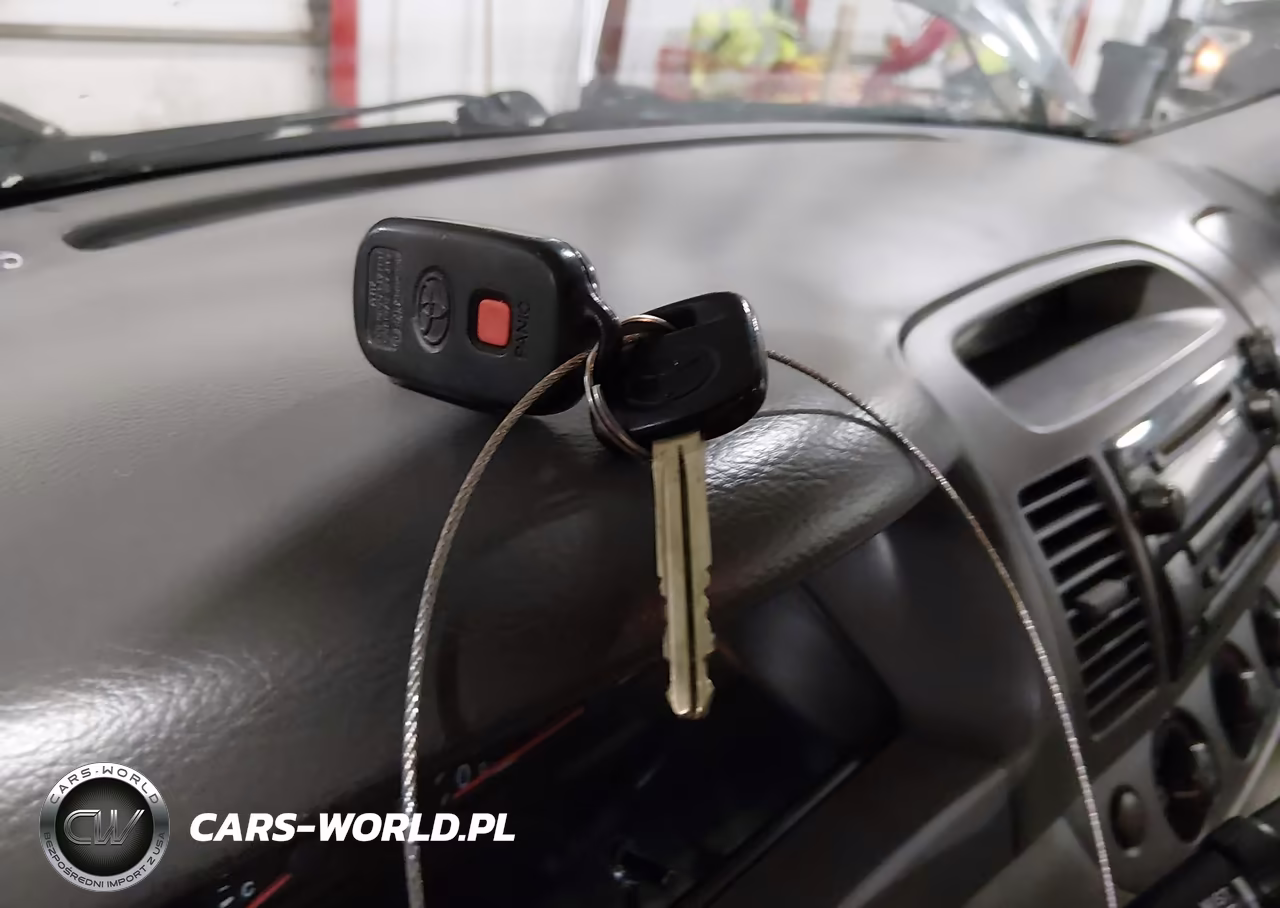 2002 Toyota Camry Le VIN:4T1BE32KX2U596204 - 11