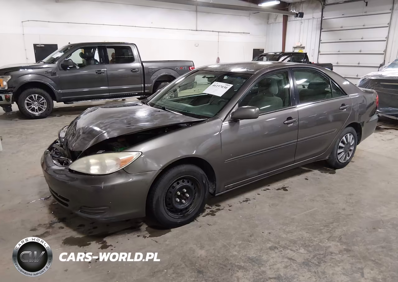 2002 Toyota Camry Le VIN:4T1BE32KX2U596204 - 2