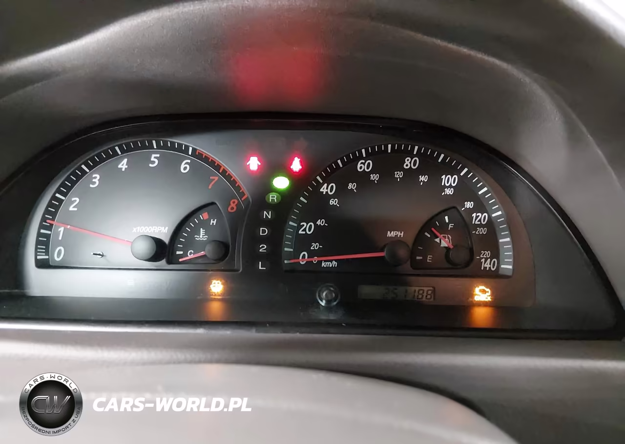 2002 Toyota Camry Le VIN:4T1BE32KX2U596204 - 7