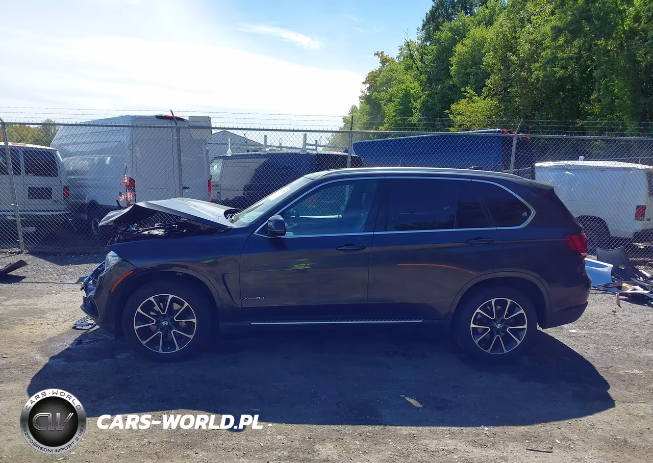2017 BMW X5 xDrive35I VIN:5UXKR0C54H0U54378 - 14