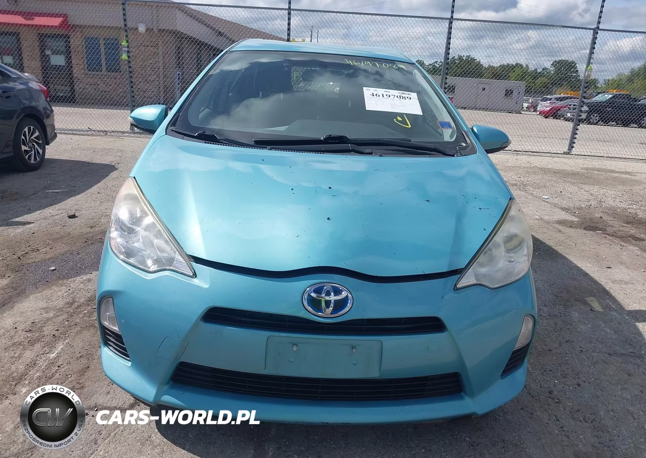2012 Toyota Prius C Two VIN:JTDKDTB37C1015566 - 12