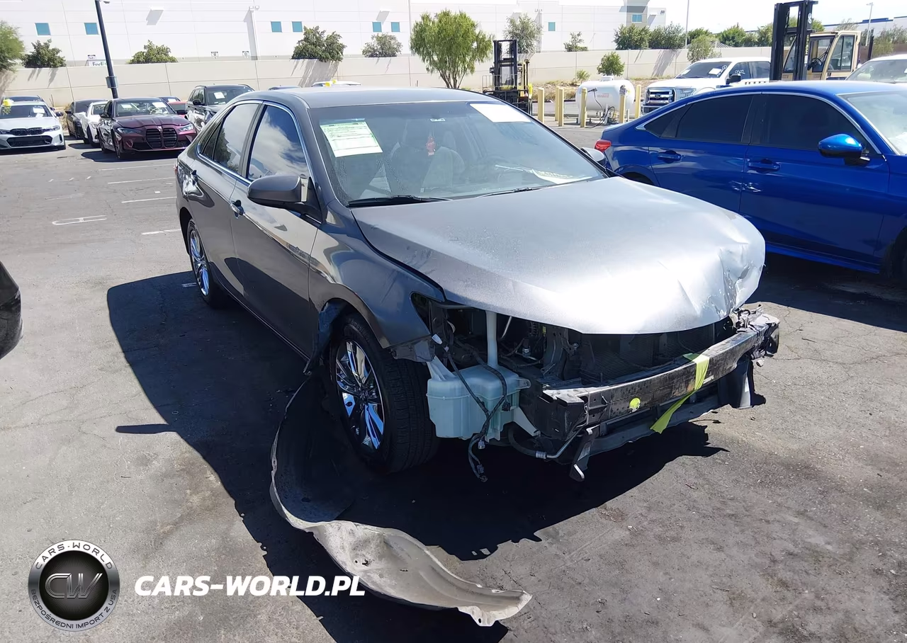 2015 Toyota Camry Le