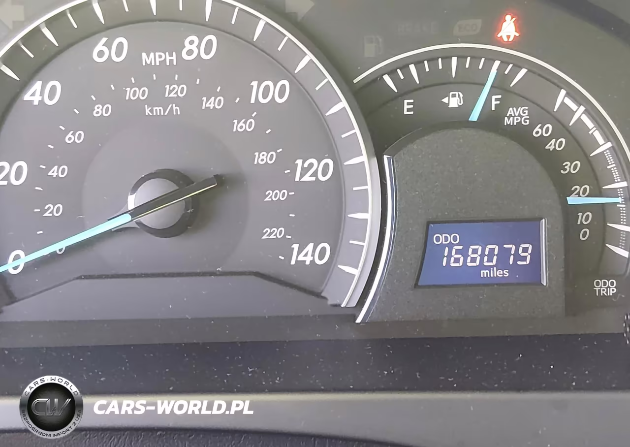 2015 Toyota Camry Le VIN:4T4BF1FKXFR459674 - 16