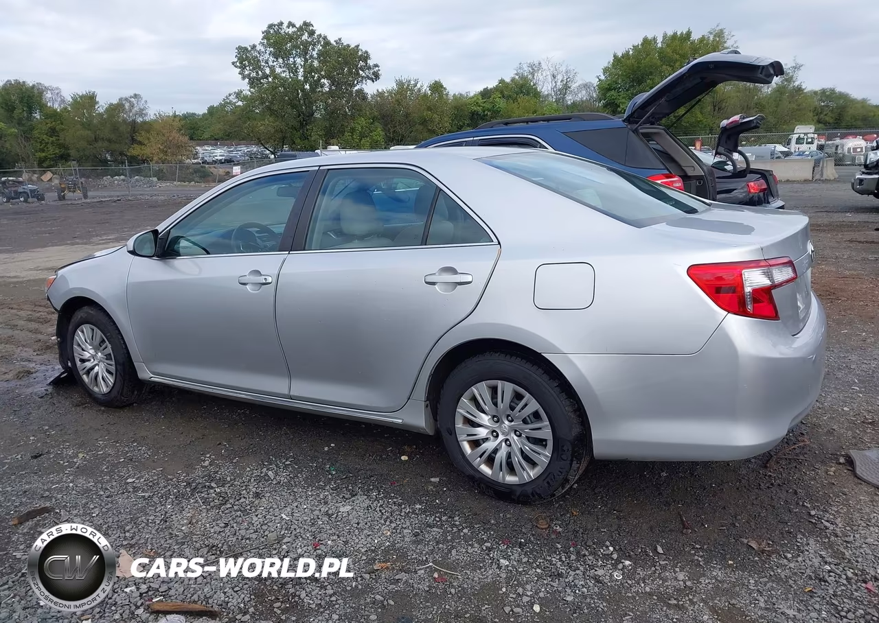 2013 Toyota Camry Le VIN:4T1BF1FK5DU276688 - 15